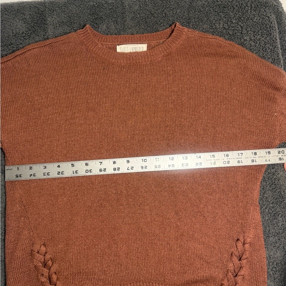 Sweet Wanderer Brownish Red Sweater with Braided Hem - Picture 3 of 3